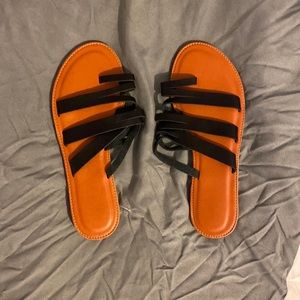 Toe loop strappy flat thong sandals